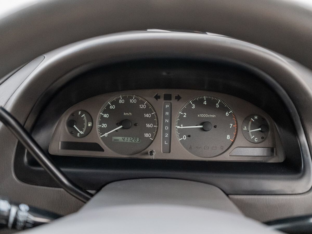 Toyota Gaia 1998 - фото автомобиля