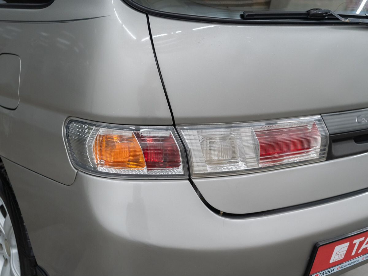 Toyota Gaia 1998 - фото автомобиля