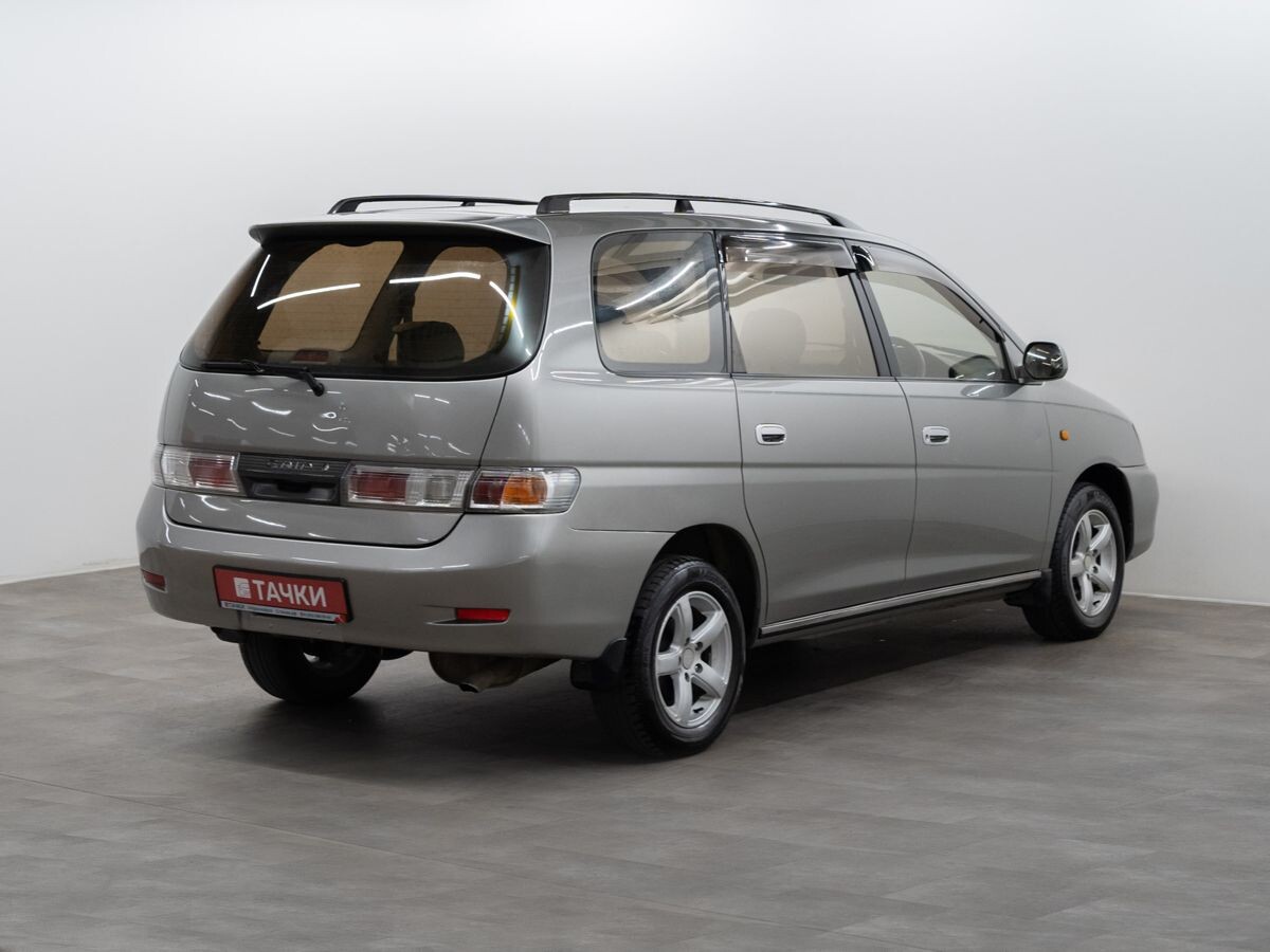 Toyota Gaia 1998 - фото автомобиля