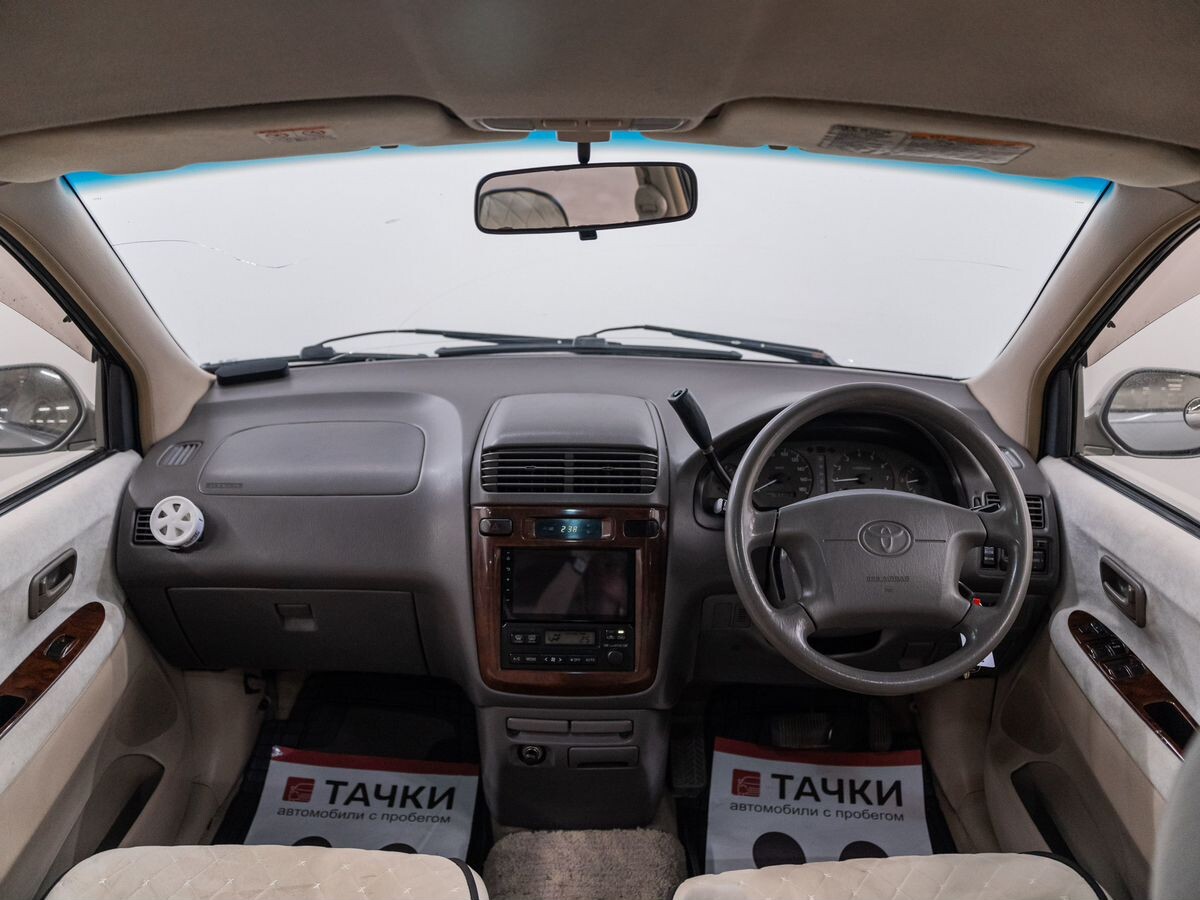 Toyota Gaia 1998 - фото автомобиля