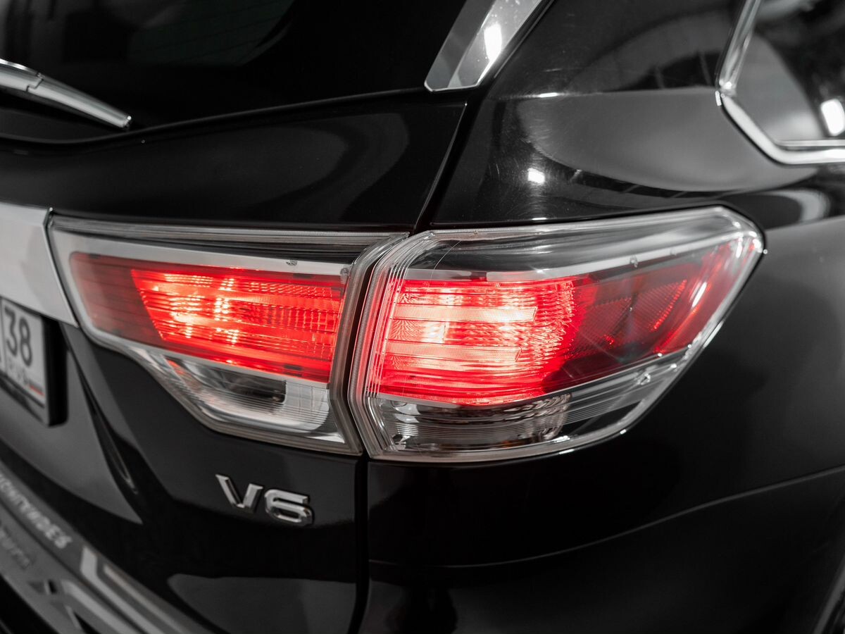 Toyota Highlander 2014 - фото автомобиля