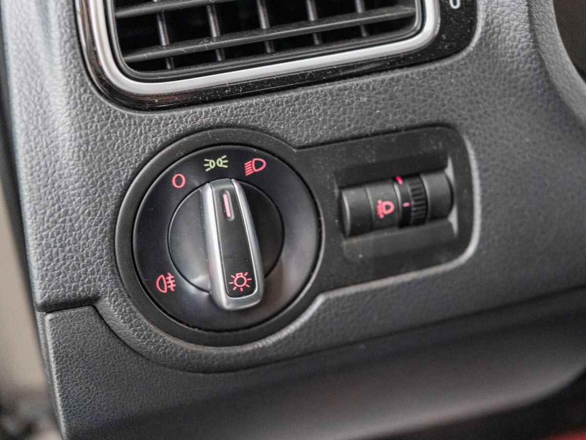 Volkswagen Polo 2020 - фото автомобиля
