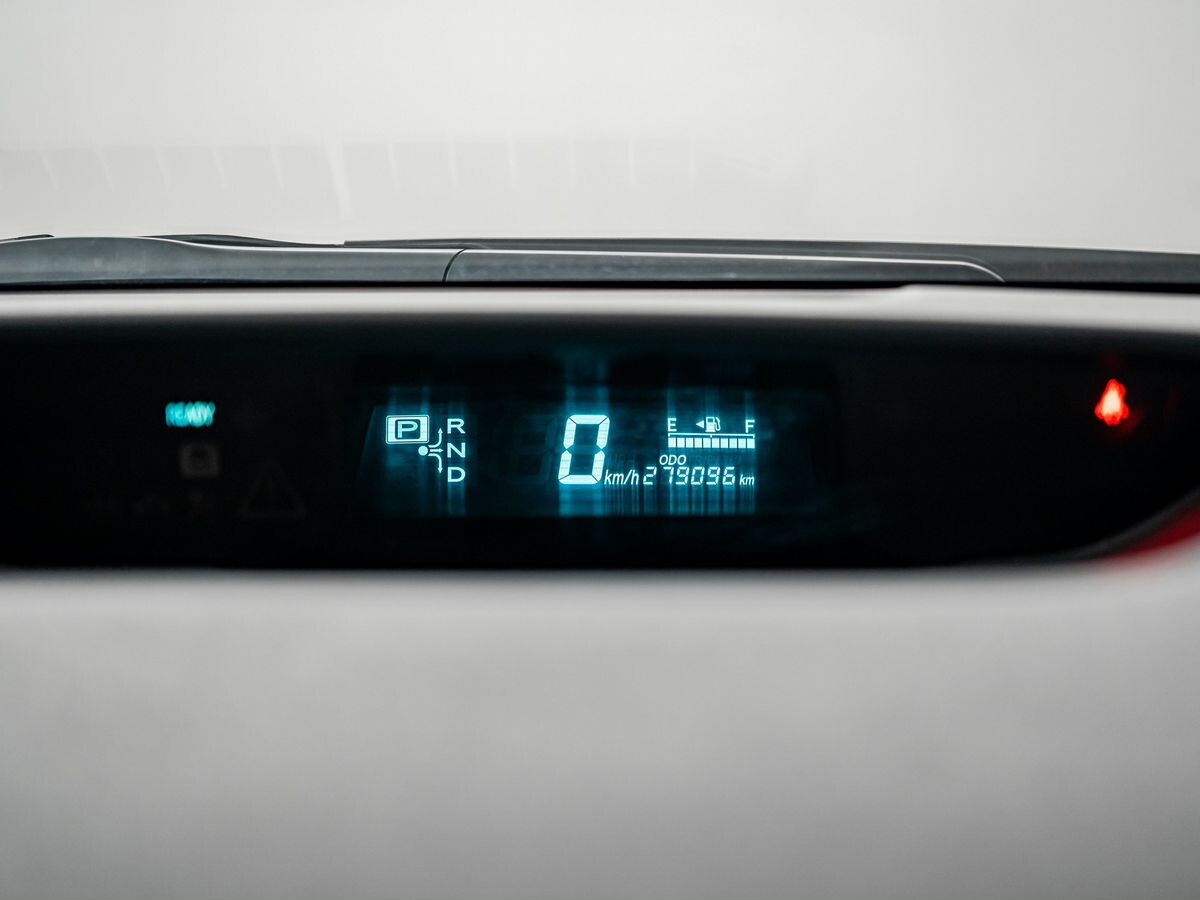 Toyota Prius 2008 - фото автомобиля