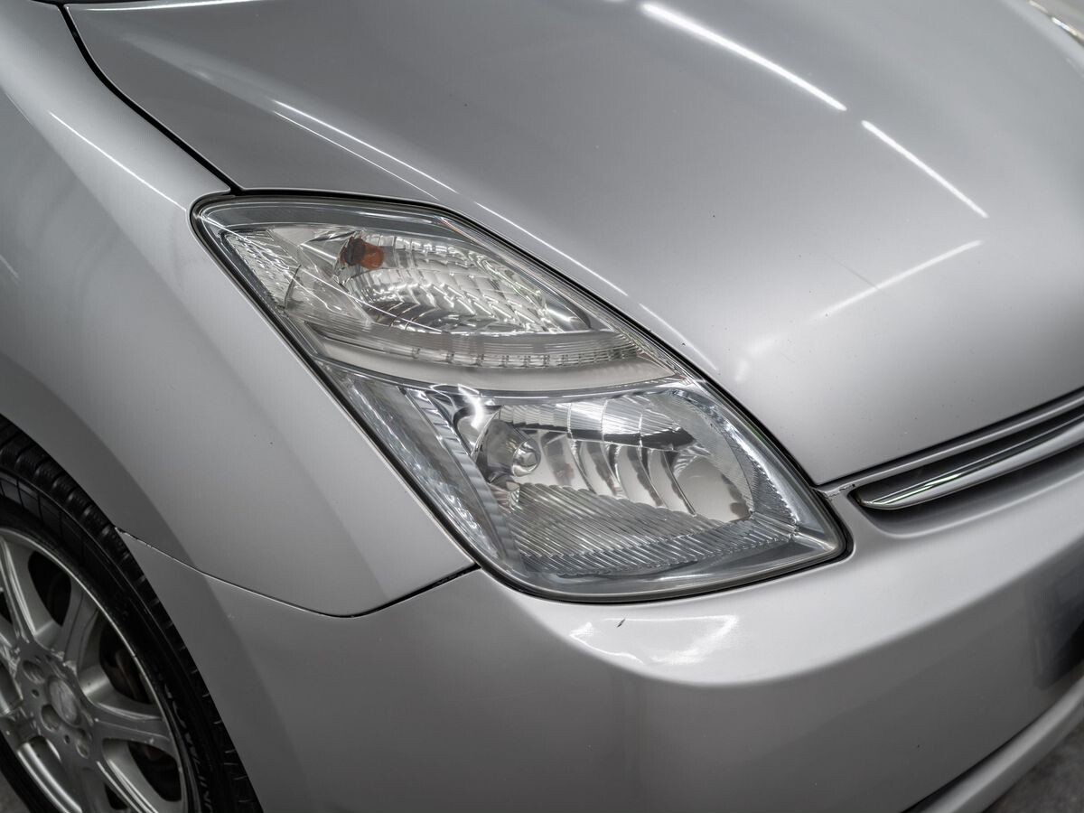 Toyota Prius 2008 - фото автомобиля