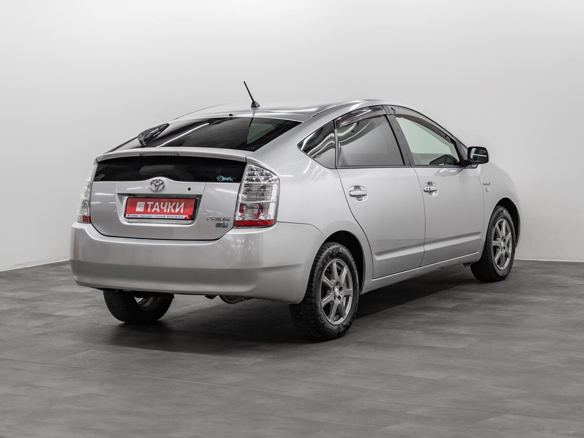 Toyota Prius 2008 - фото автомобиля