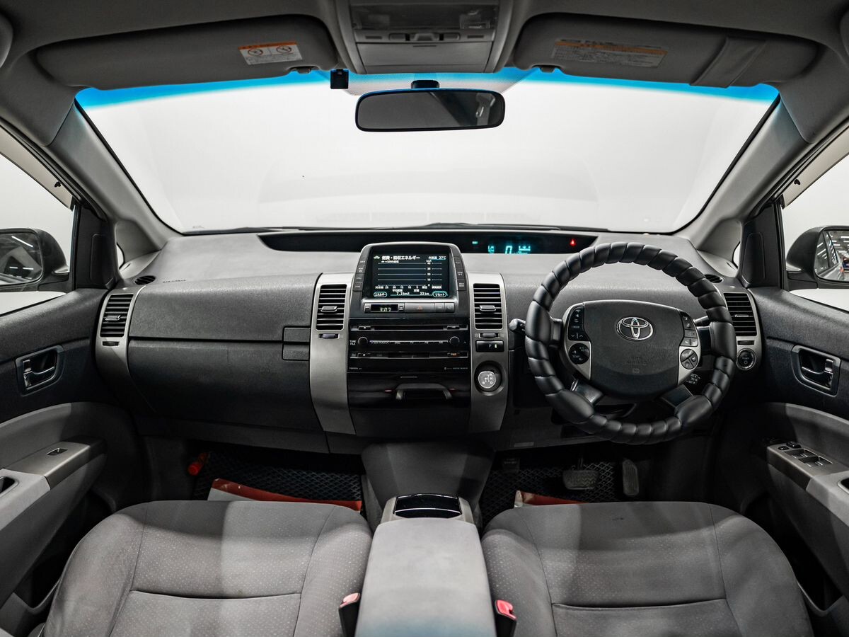 Toyota Prius 2008 - фото автомобиля