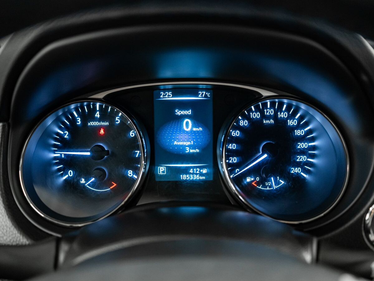 Nissan X-Trail 2015 - фото автомобиля