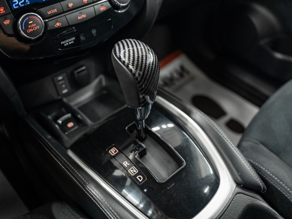 Nissan X-Trail 2015 - фото автомобиля