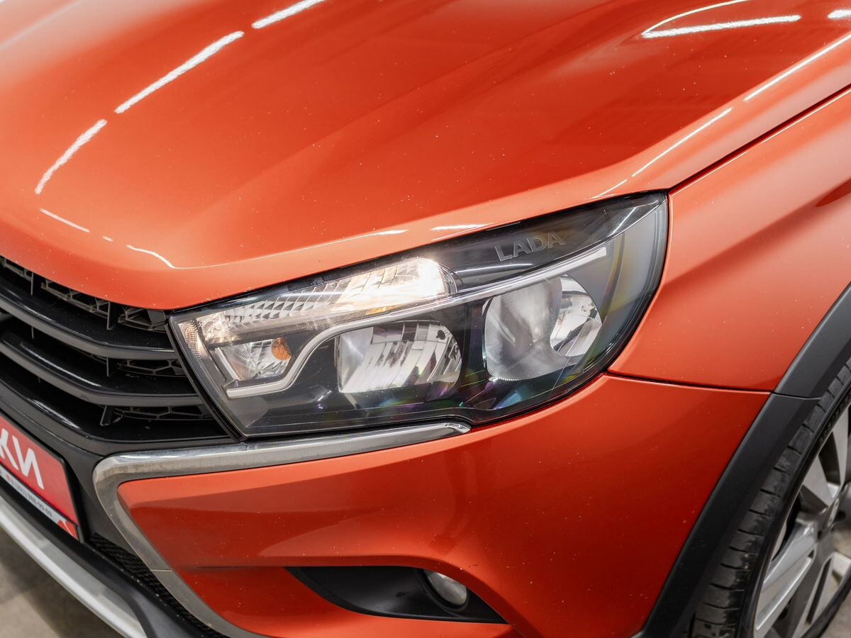 Лада Веста Кросс 2019 - фото автомобиля