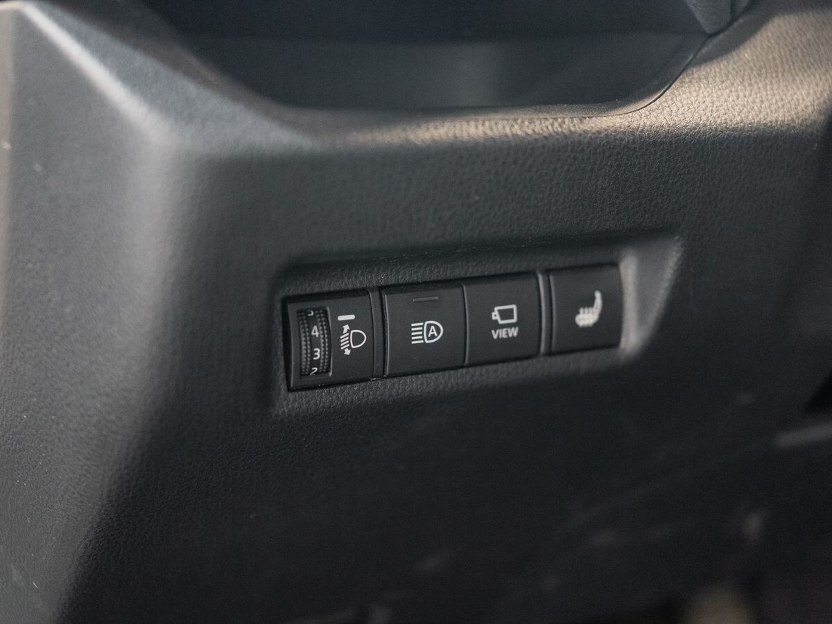 Toyota RAV4 2020 - фото автомобиля