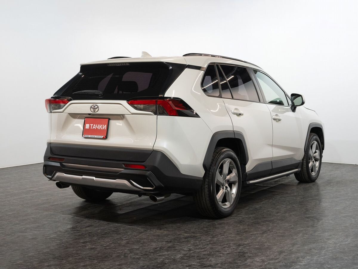 Toyota RAV4 2020 - фото автомобиля