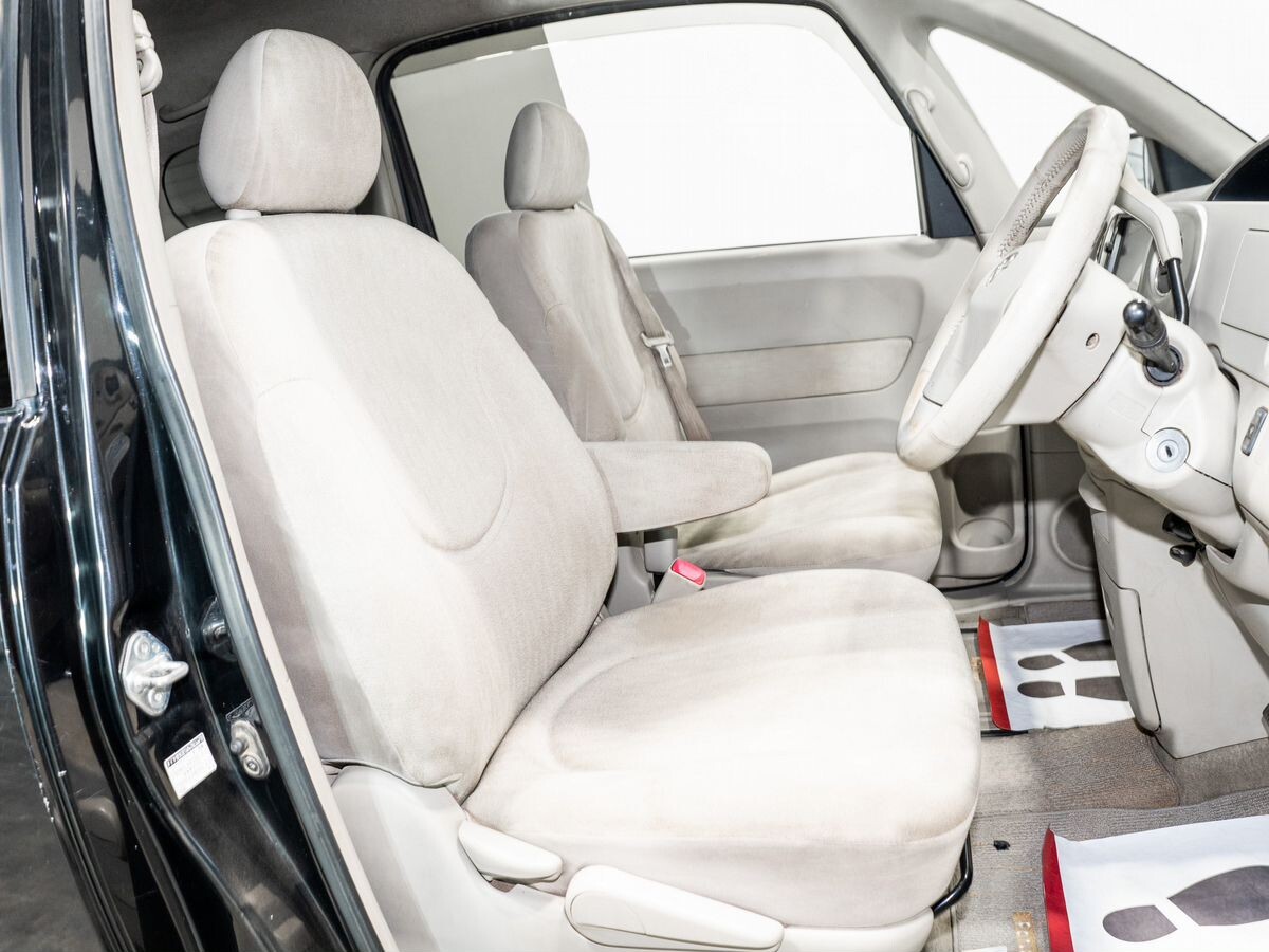 Toyota Porte 2008 - фото автомобиля