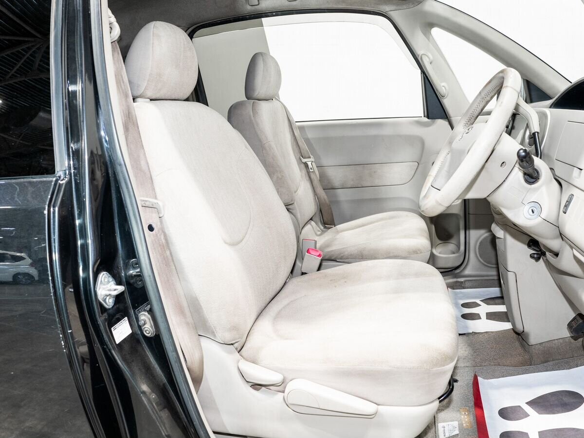 Toyota Porte 2008 - фото автомобиля