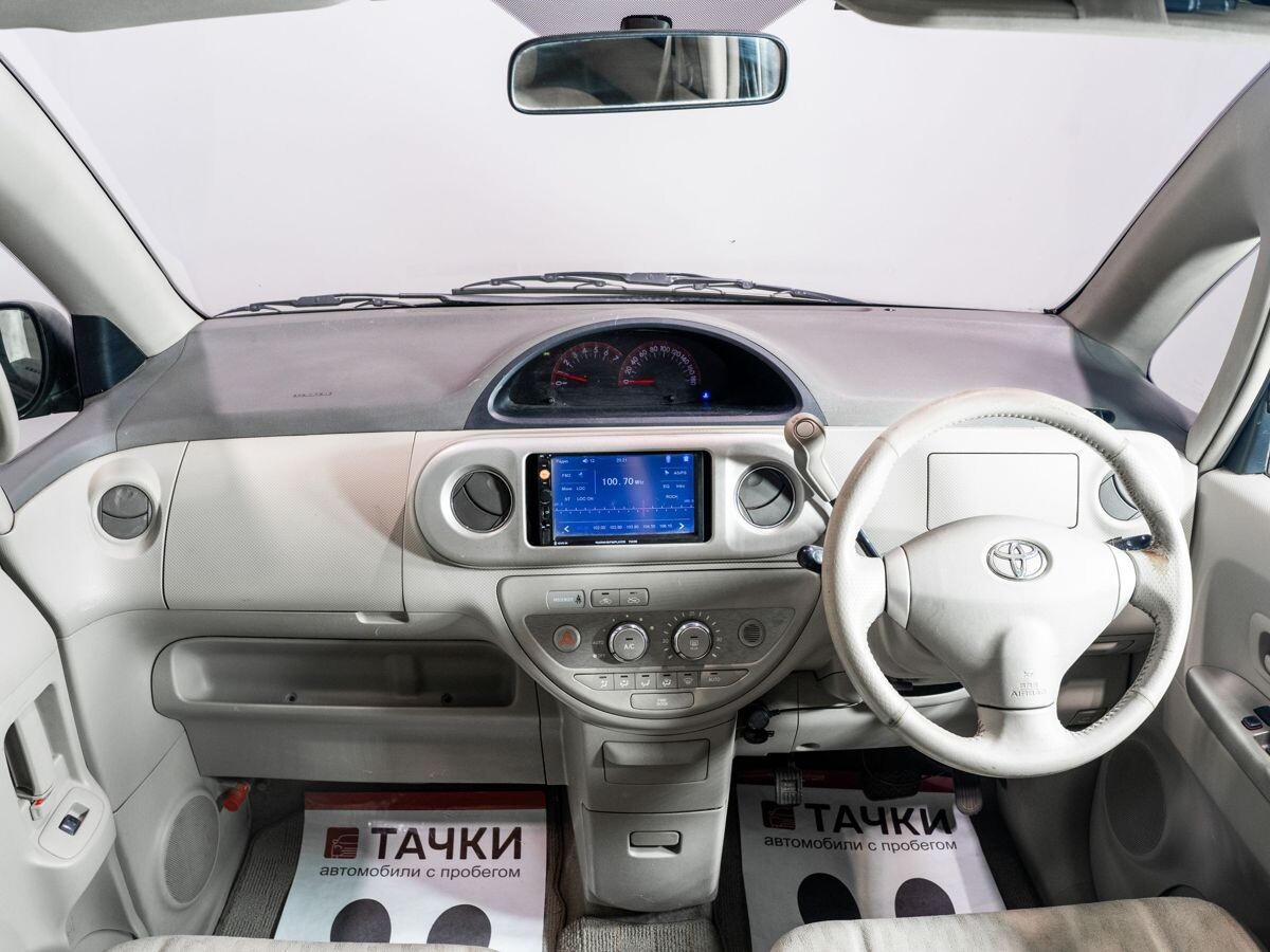 Toyota Porte 2008 - фото автомобиля