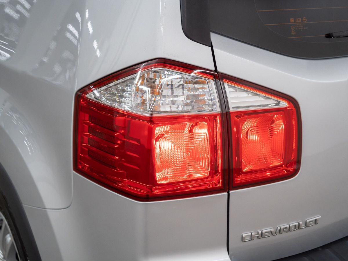 Chevrolet Orlando 2013 - фото автомобиля