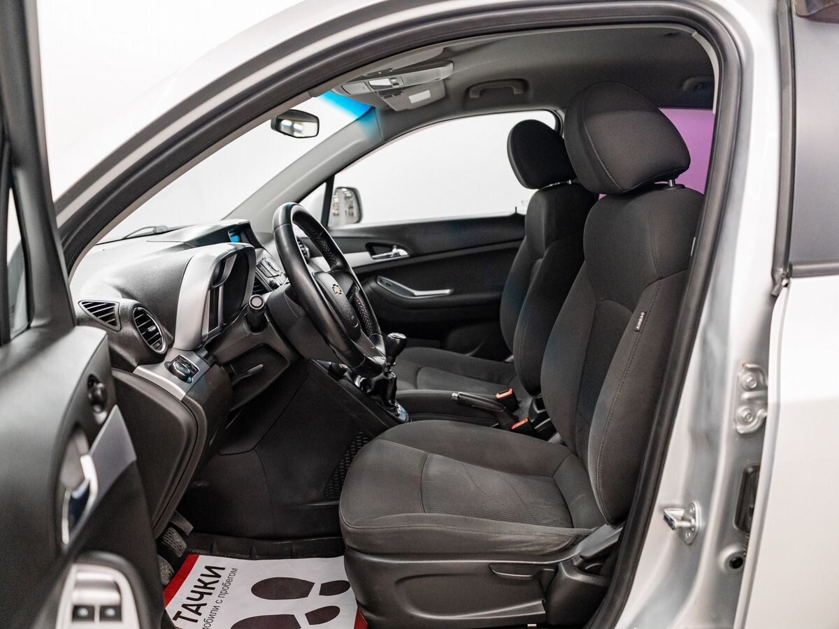 Chevrolet Orlando 2013 - фото автомобиля