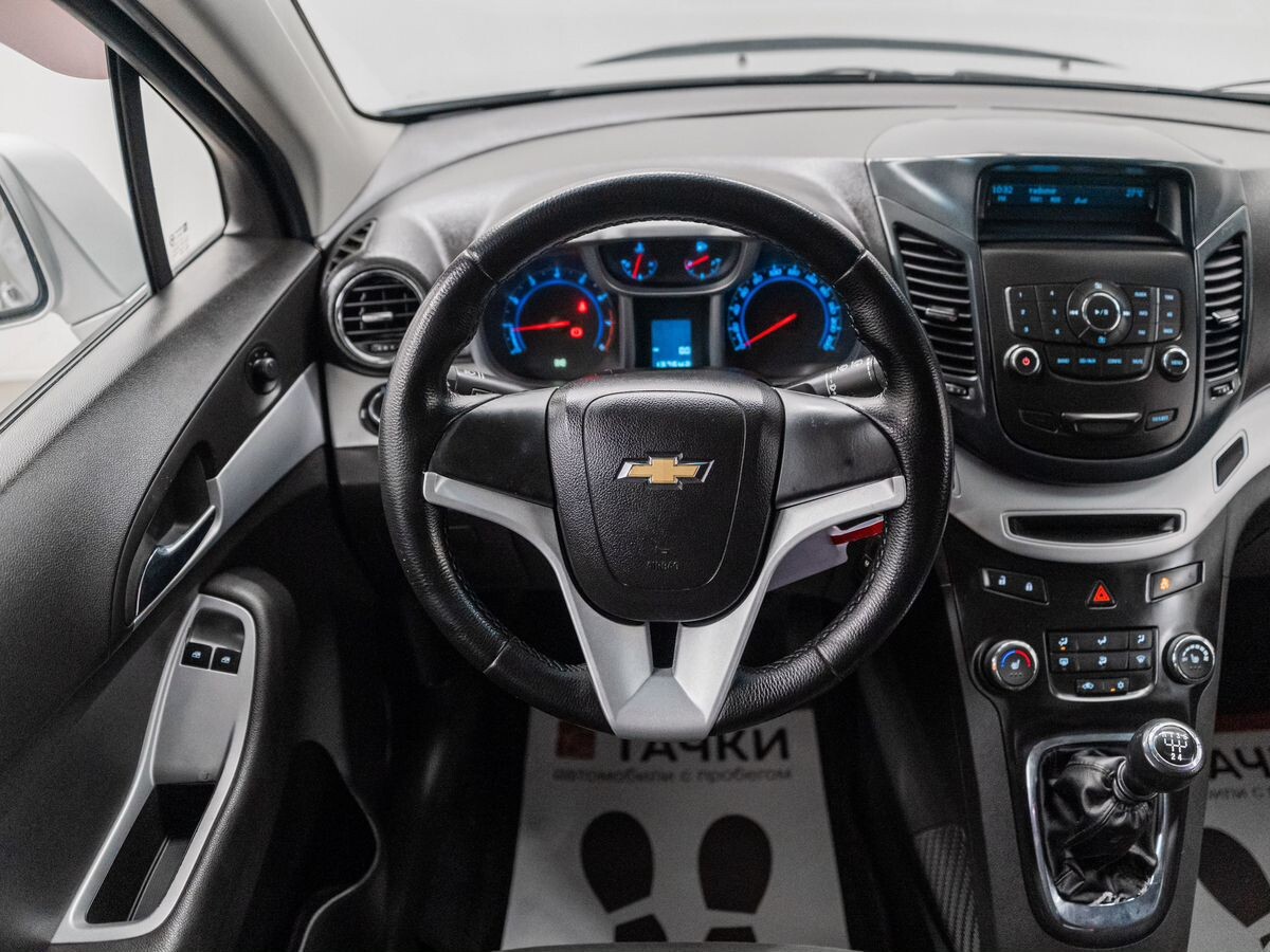 Chevrolet Orlando 2013 - фото автомобиля