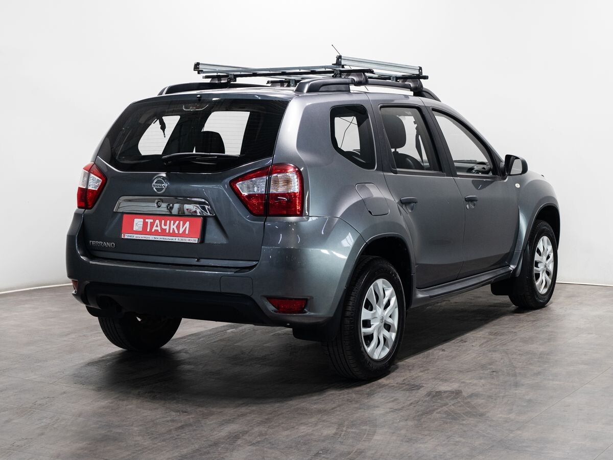 Nissan Terrano 2018 - фото автомобиля