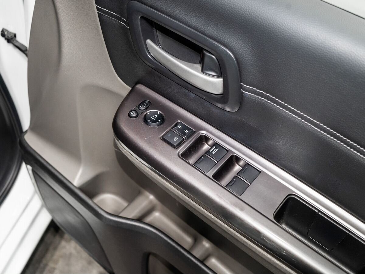 Honda Freed 2017 - фото автомобиля