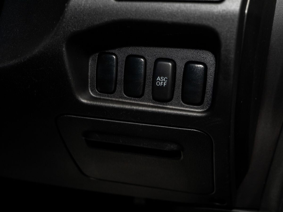 Mitsubishi Outlander 2010 - фото автомобиля