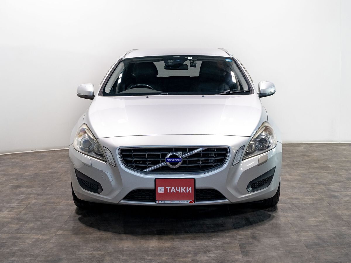 Volvo V60 2011 - фото автомобиля