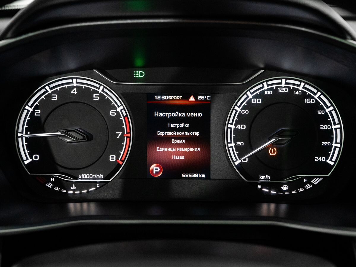 Geely Coolray 2021 - фото автомобиля