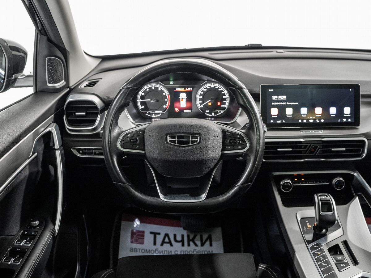 Geely Coolray 2021 - фото автомобиля
