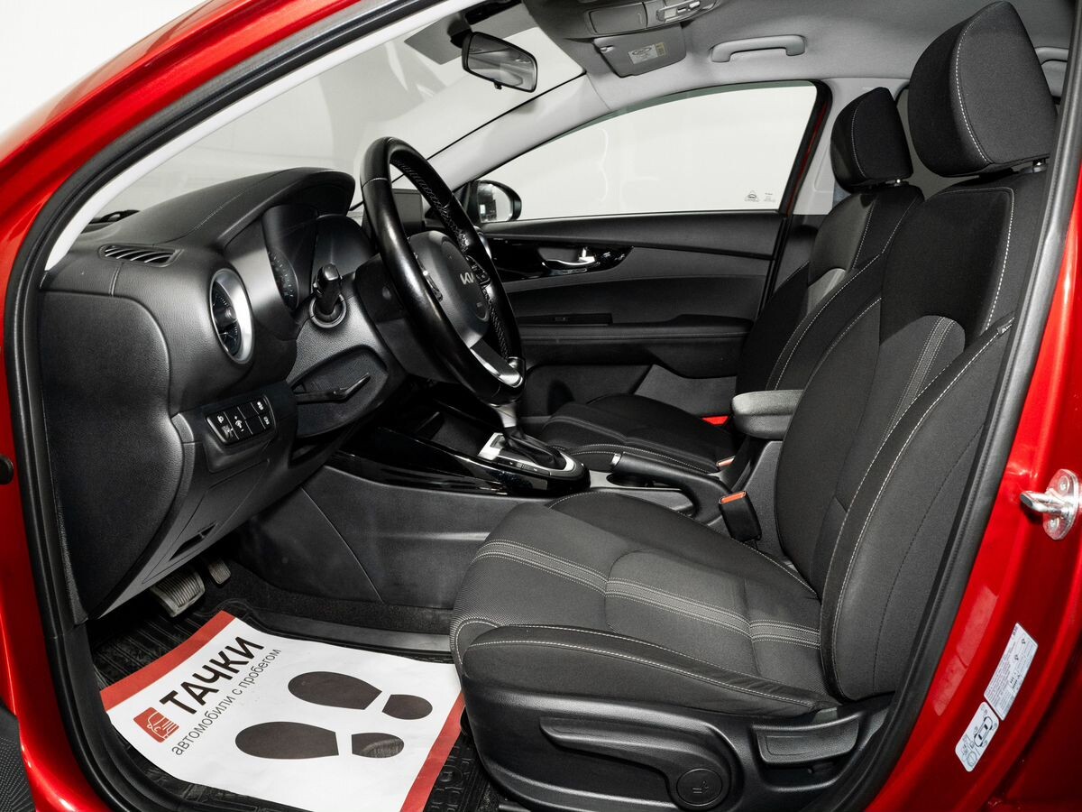 Kia Cerato 2021 - фото автомобиля