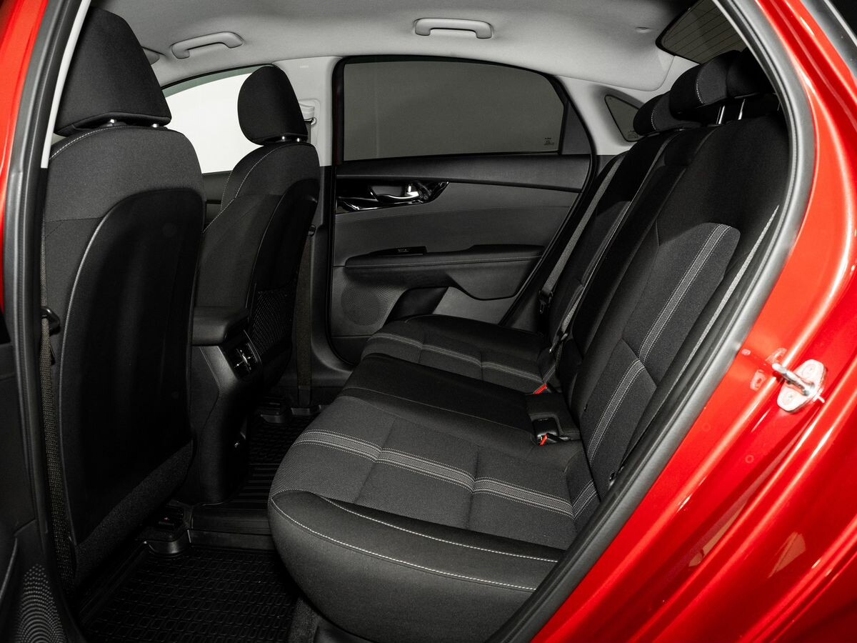Kia Cerato 2021 - фото автомобиля