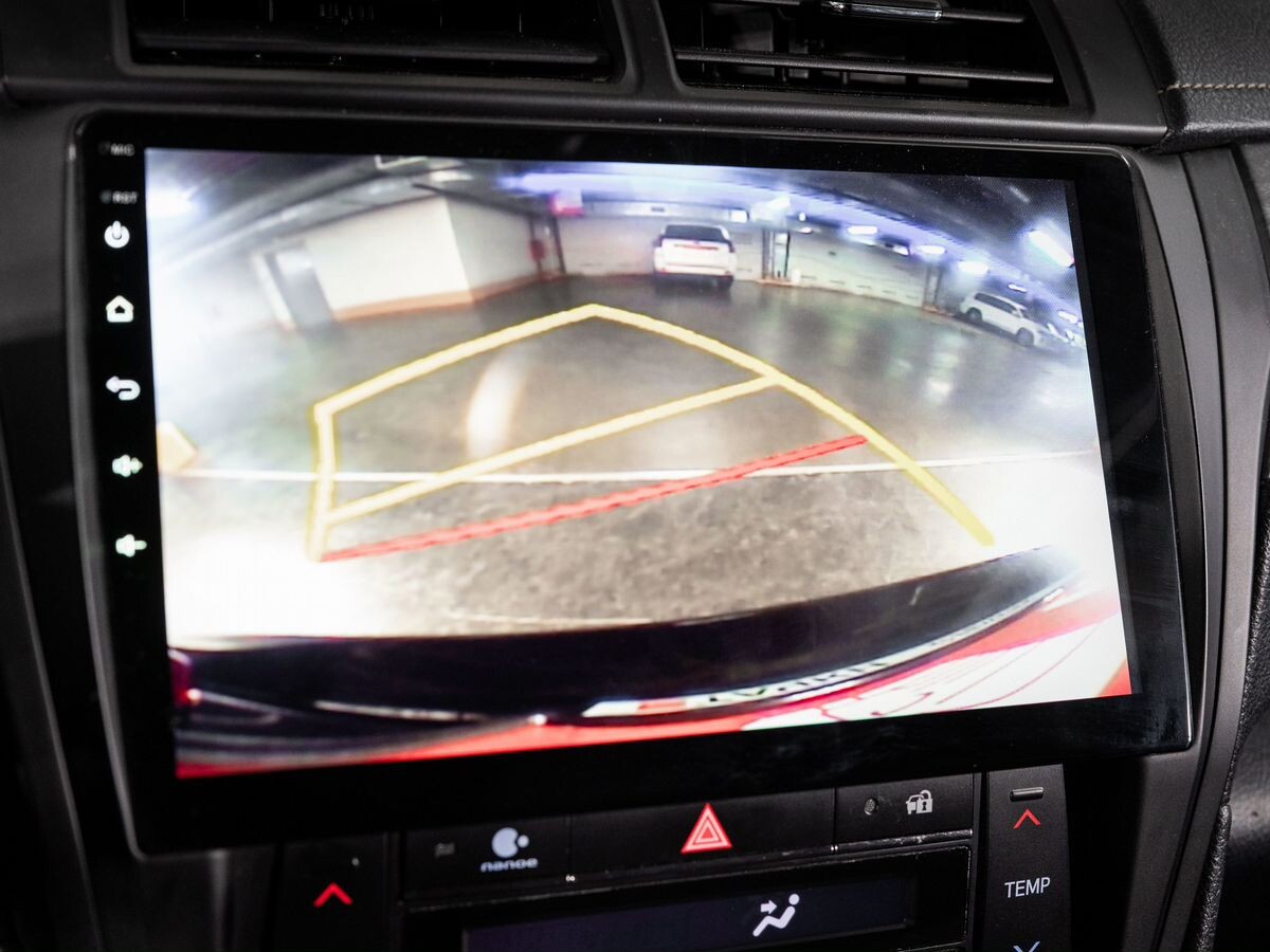 Toyota Camry 2016 - фото автомобиля