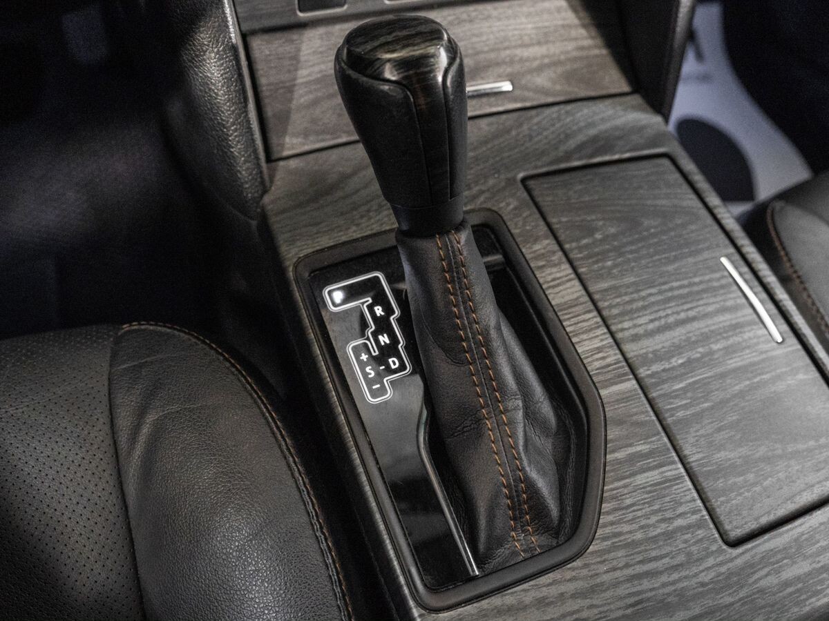 Toyota Camry 2016 - фото автомобиля