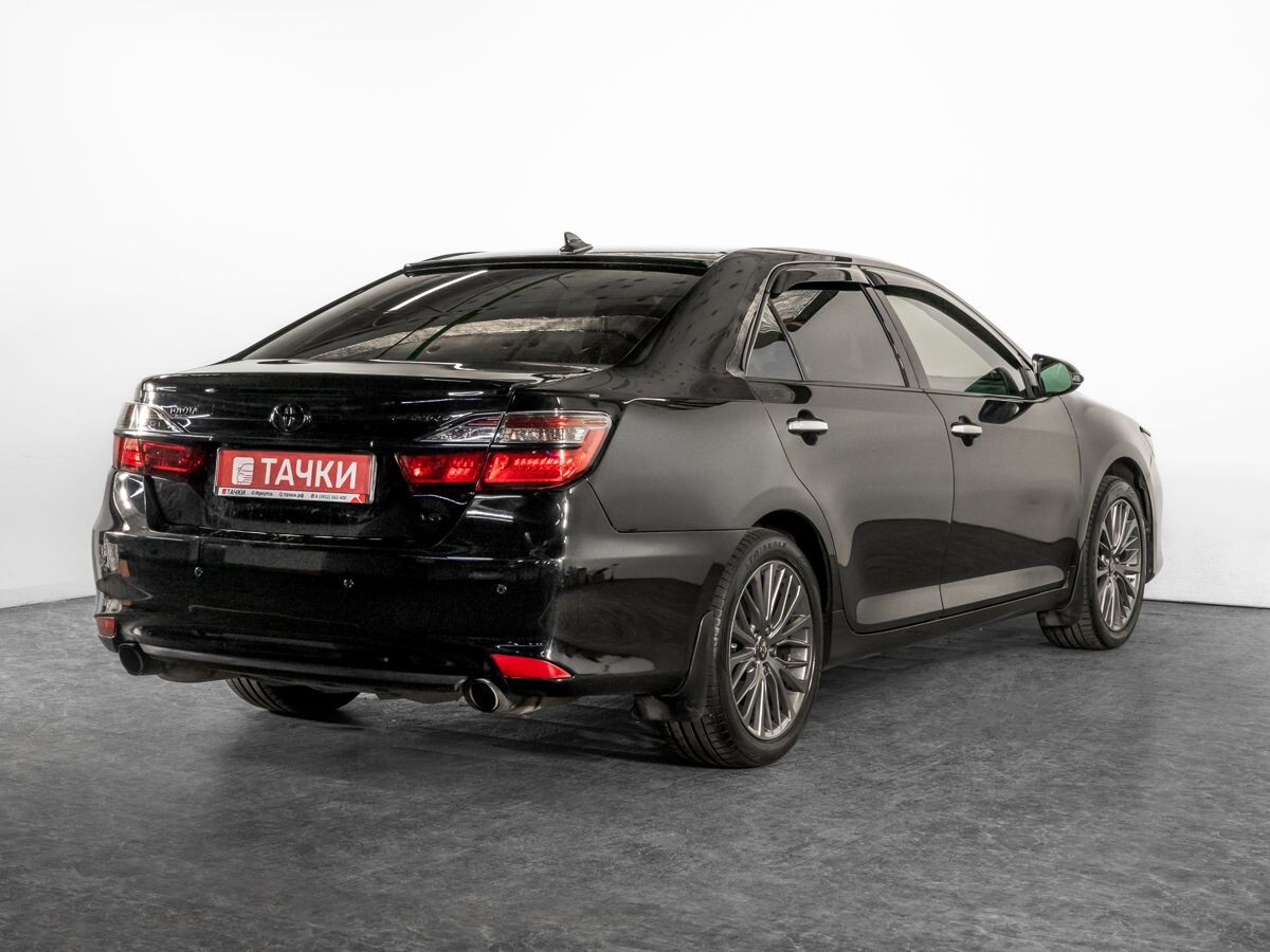 Toyota Camry 2016 - фото автомобиля