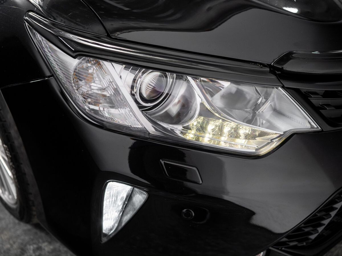 Toyota Camry 2016 - фото автомобиля