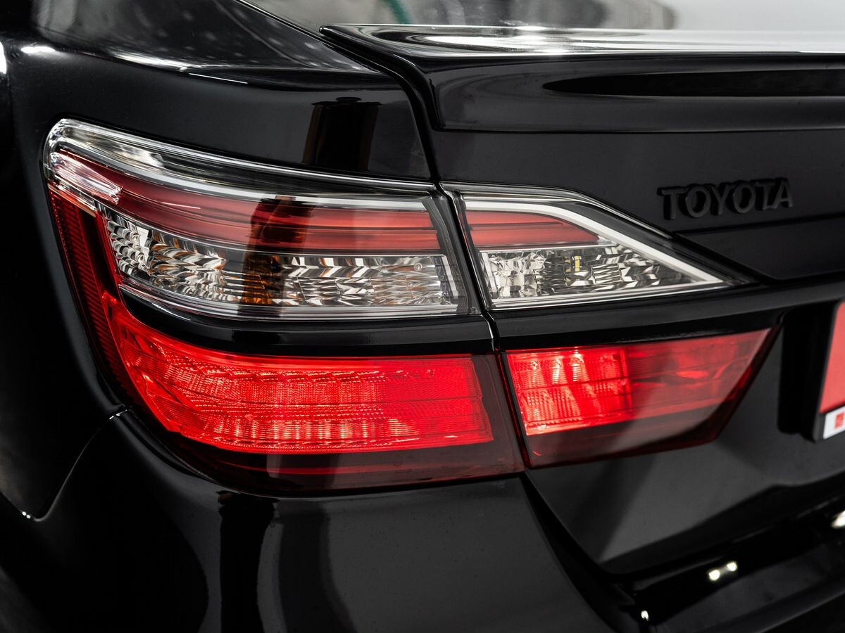 Toyota Camry 2016 - фото автомобиля