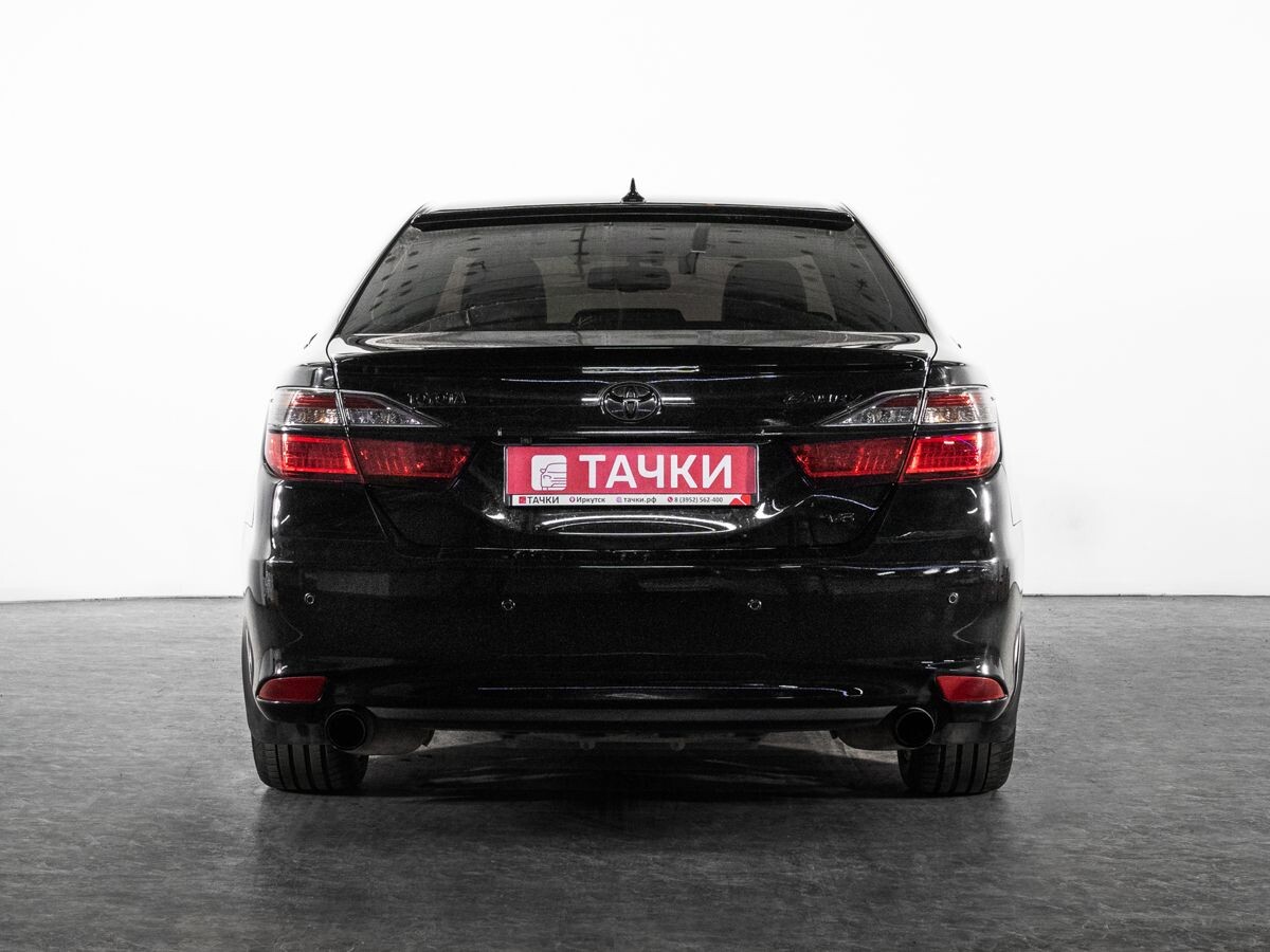 Toyota Camry 2016 - фото автомобиля