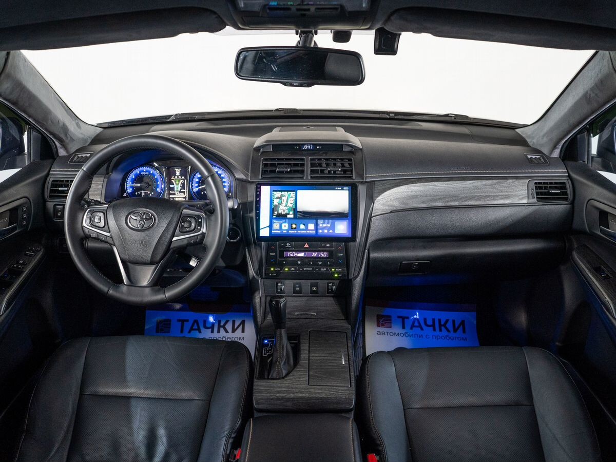 Toyota Camry 2016 - фото автомобиля