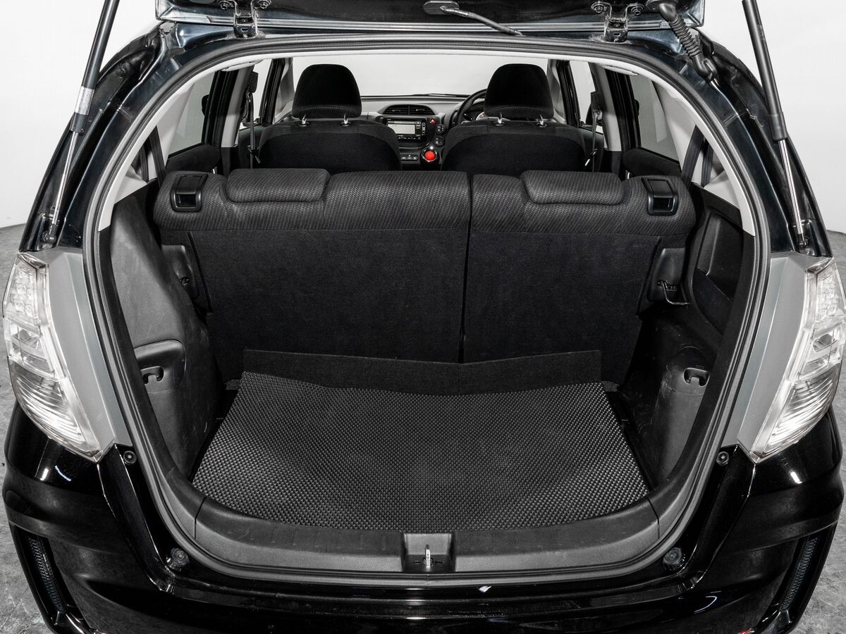 Honda Fit 2012 - фото автомобиля