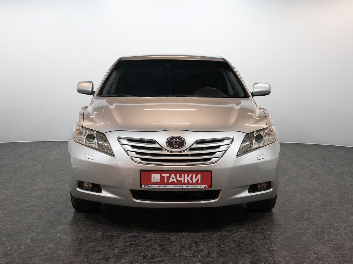 Toyota Camry 2006 - фото автомобиля