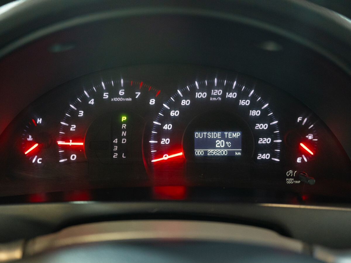 Toyota Camry 2006 - фото автомобиля