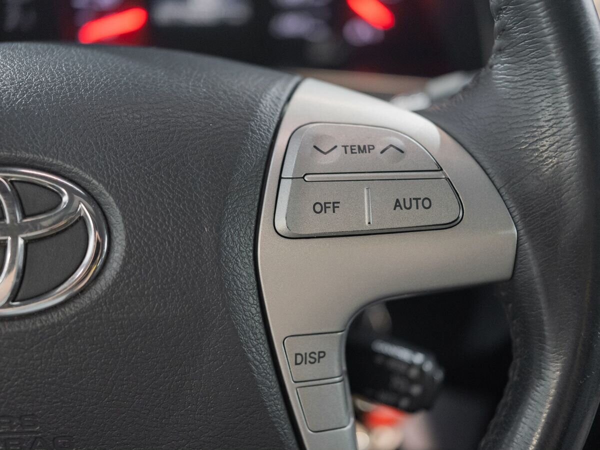 Toyota Camry 2006 - фото автомобиля