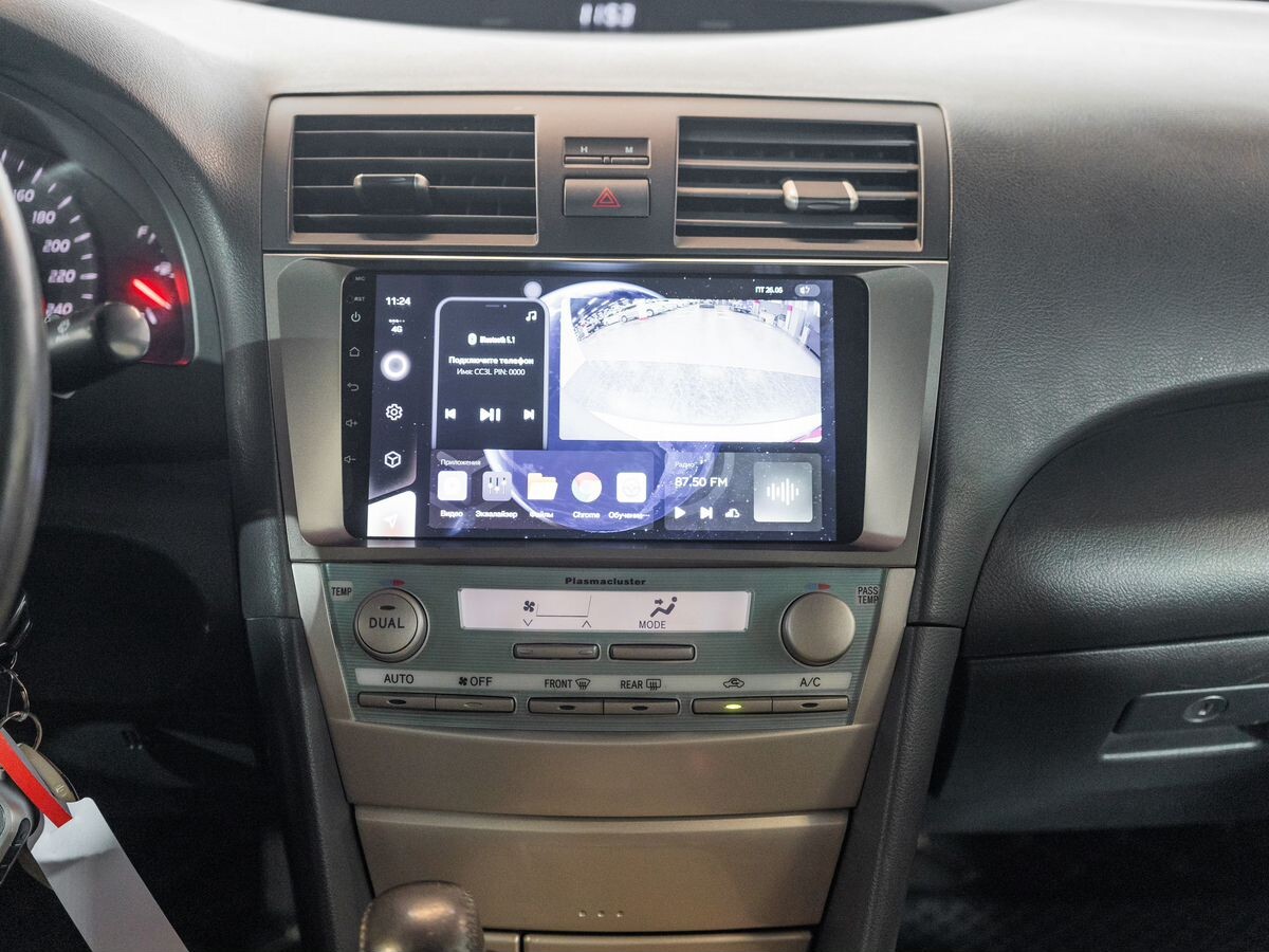 Toyota Camry 2006 - фото автомобиля