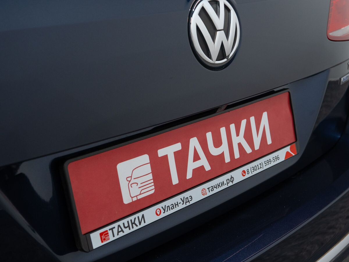 Volkswagen Passat 2011 - фото автомобиля