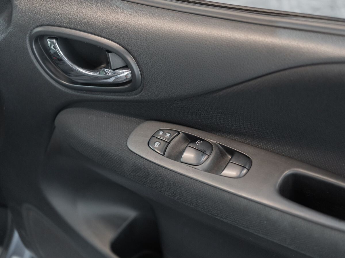 Nissan Serena 2014 - фото автомобиля