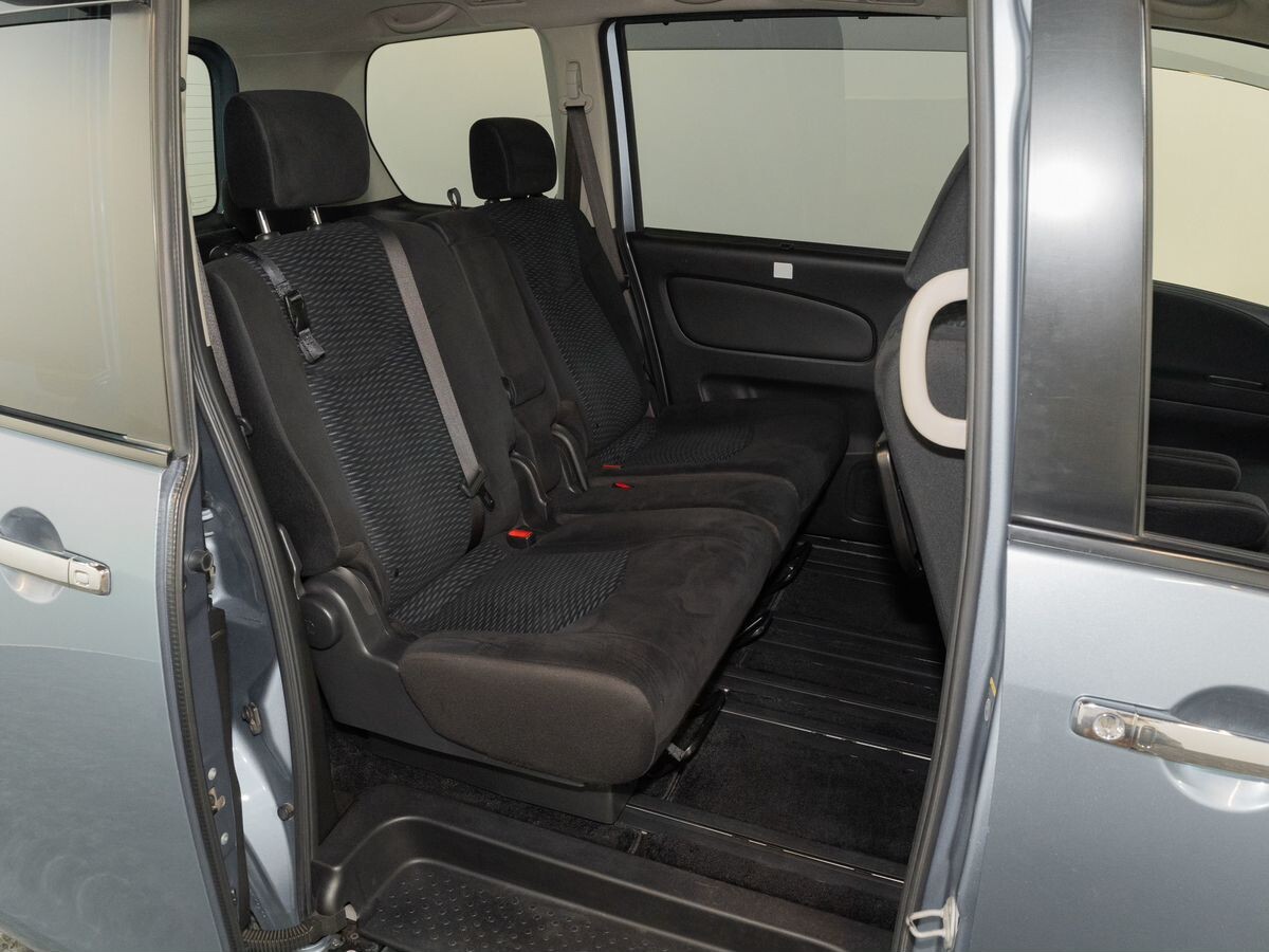 Nissan Serena 2014 - фото автомобиля