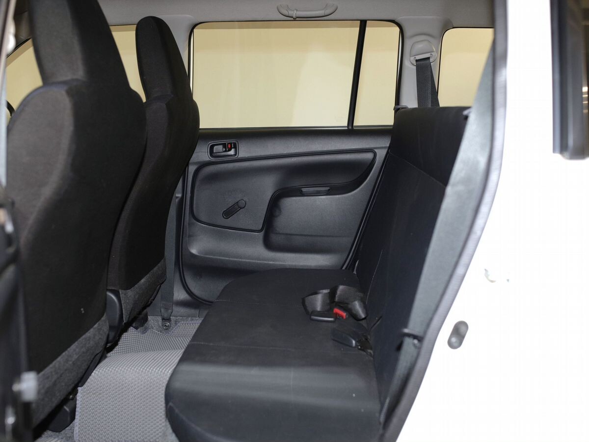 Toyota Probox 2020 - фото автомобиля