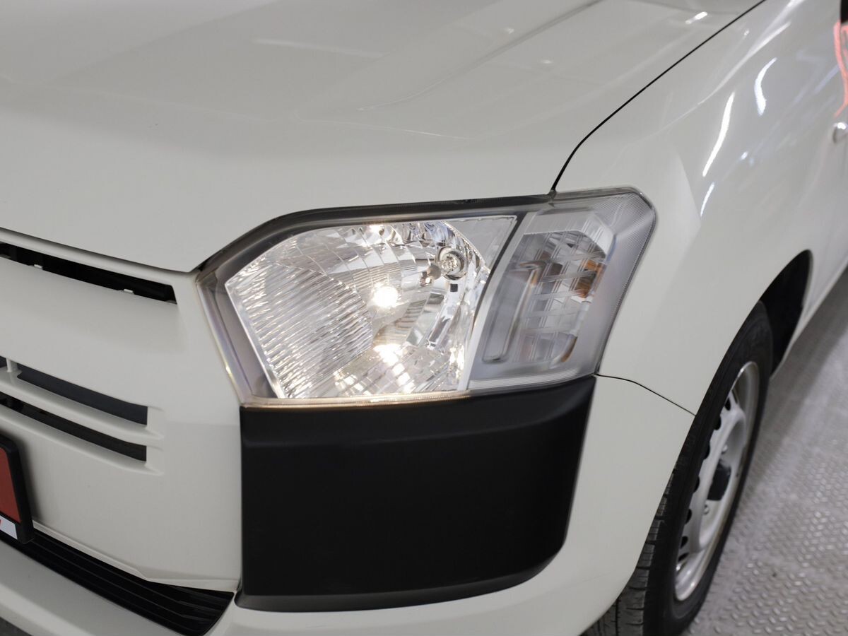 Toyota Probox 2020 - фото автомобиля