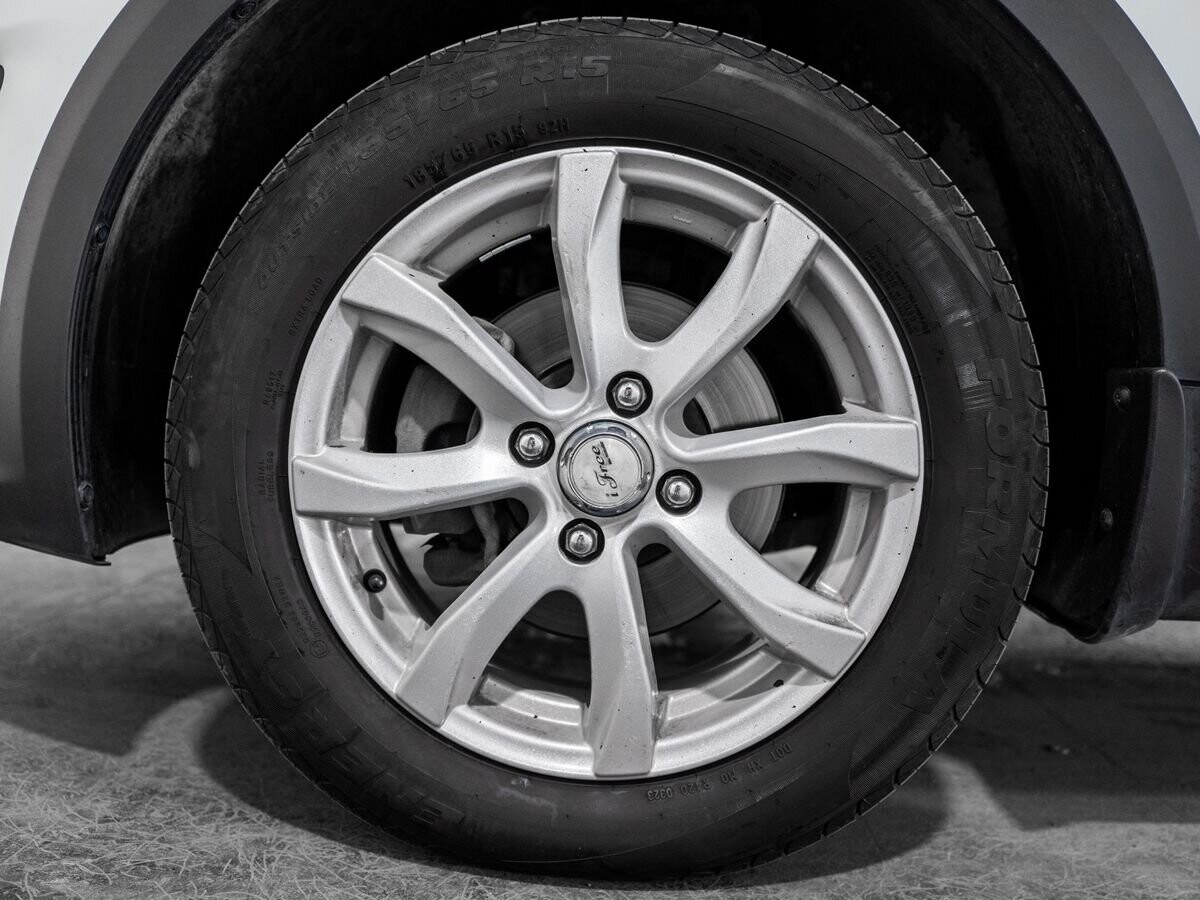 Kia Rio X (X-Line) 2019 - фото автомобиля