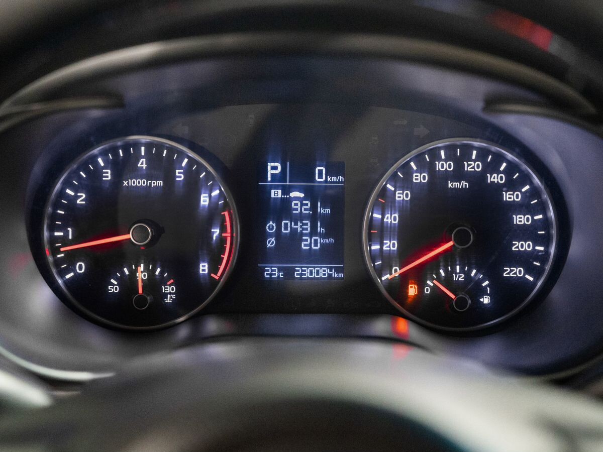 Kia Rio X (X-Line) 2019 - фото автомобиля