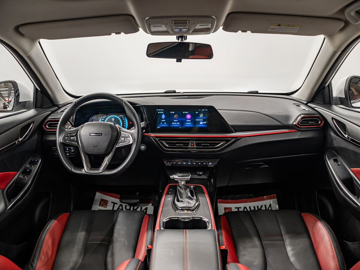 Oshan X5 2020 - фото автомобиля