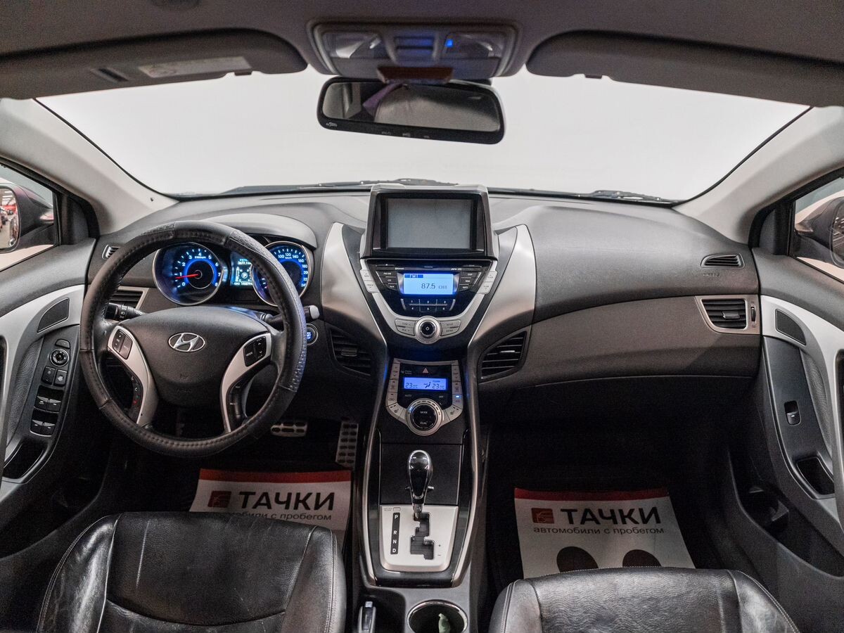 Hyundai Avante 2011 - фото автомобиля